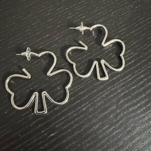 Silver Shamrock Earrings
